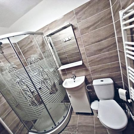 Camere In Regim Hotelier Brasov Bagian luar foto
