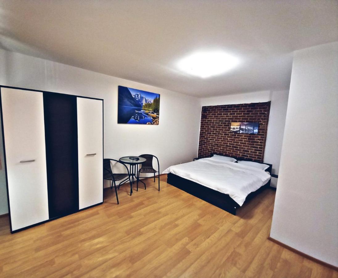 Camere In Regim Hotelier Brasov Bagian luar foto